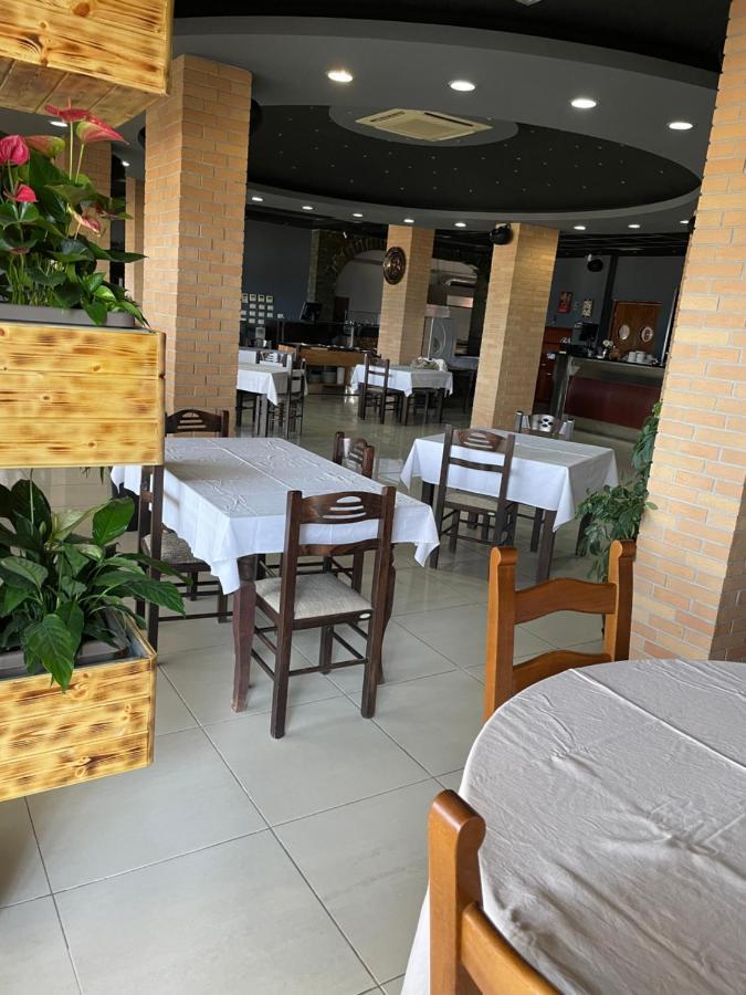 Espana aparthotel Škalngur Exterior foto