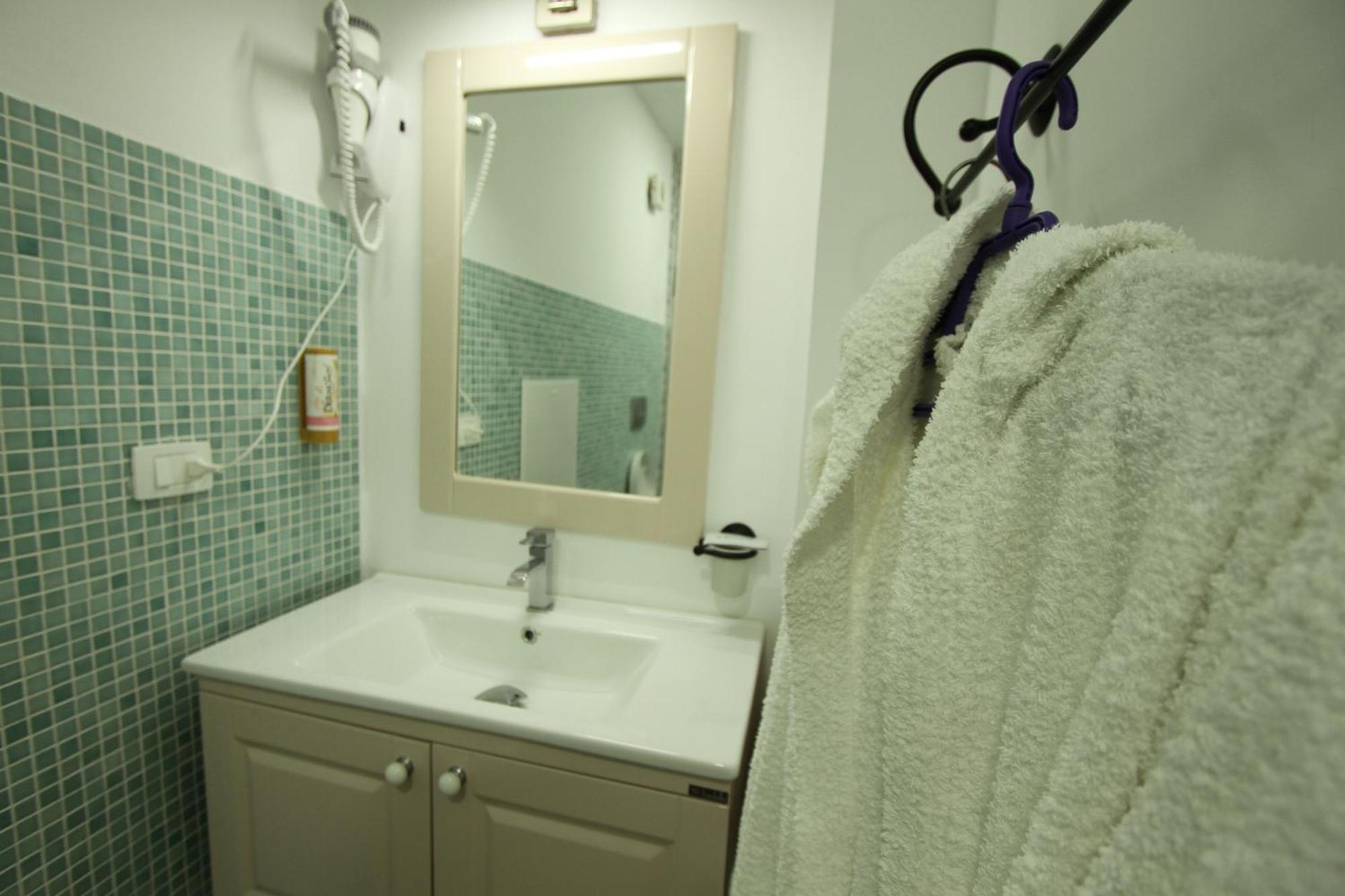 Espana aparthotel Škalngur Habitación foto